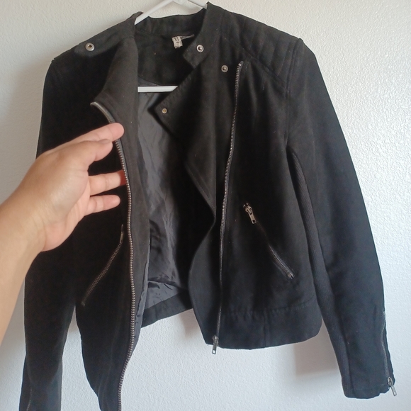 Divided jacket - Picture 2 of 13
